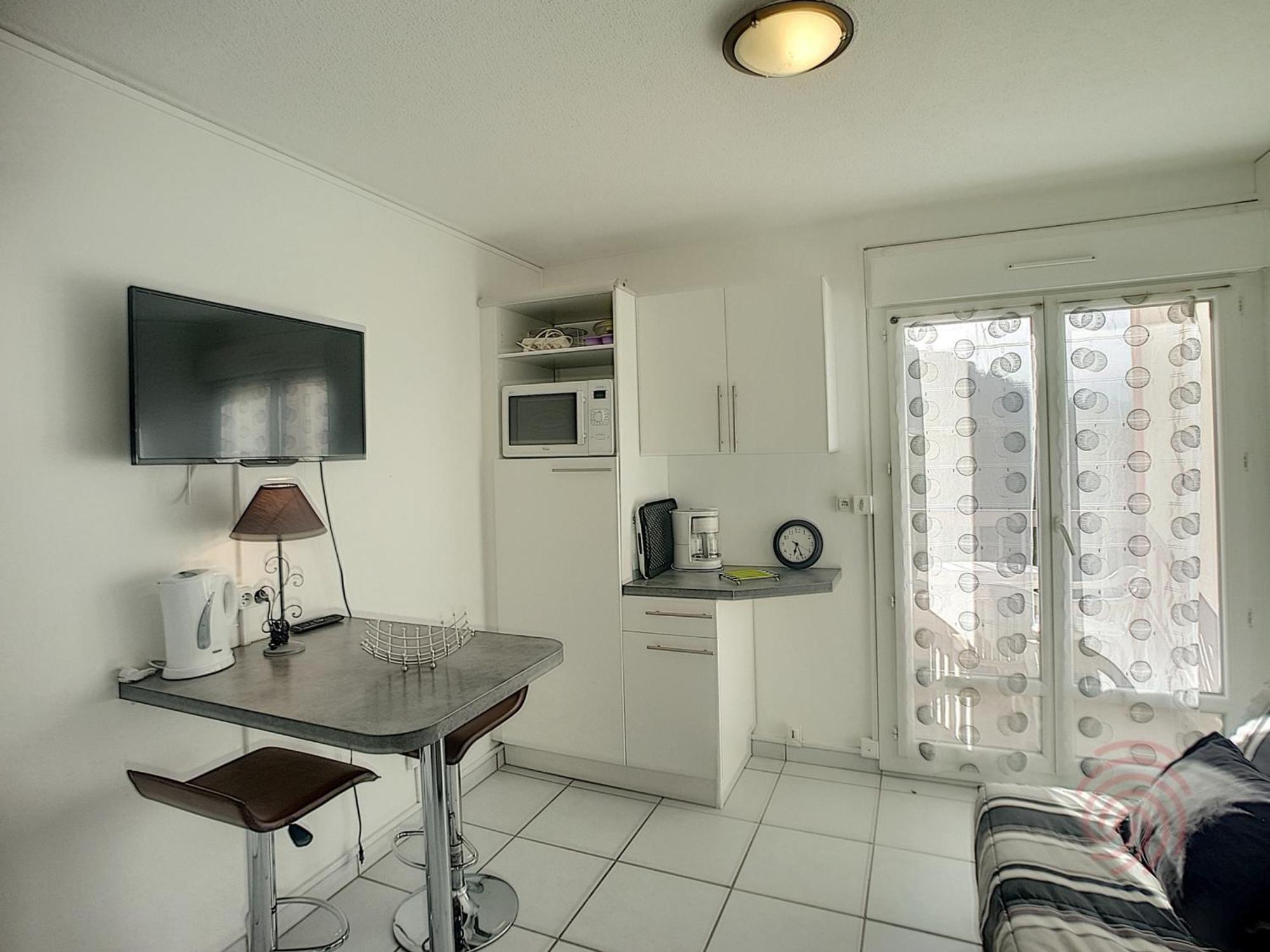Studio Renove Avec Balcon, Animaux Acceptes, Wifi, A 650M Des Thermes - Fr-1-451-92 Ламалу-ле-Бен Экстерьер фото